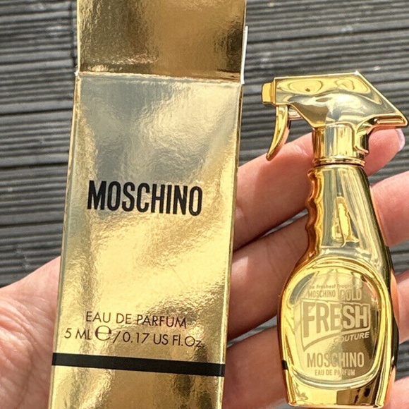Moschino Gold Fresh Couture Mini 0.17 oz Travel Size, Stocking stuffer, - Picture 4 of 4